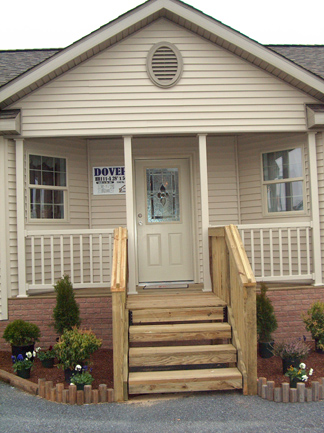 Patriot Home Sales - Model: HR111-A Sample Home Pennwest Dover Exterior Photo