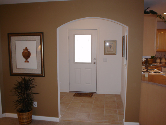 Patriot Home Sales - Model: HR111-A Sample Home Pennwest Dover Foyer Entry Photo